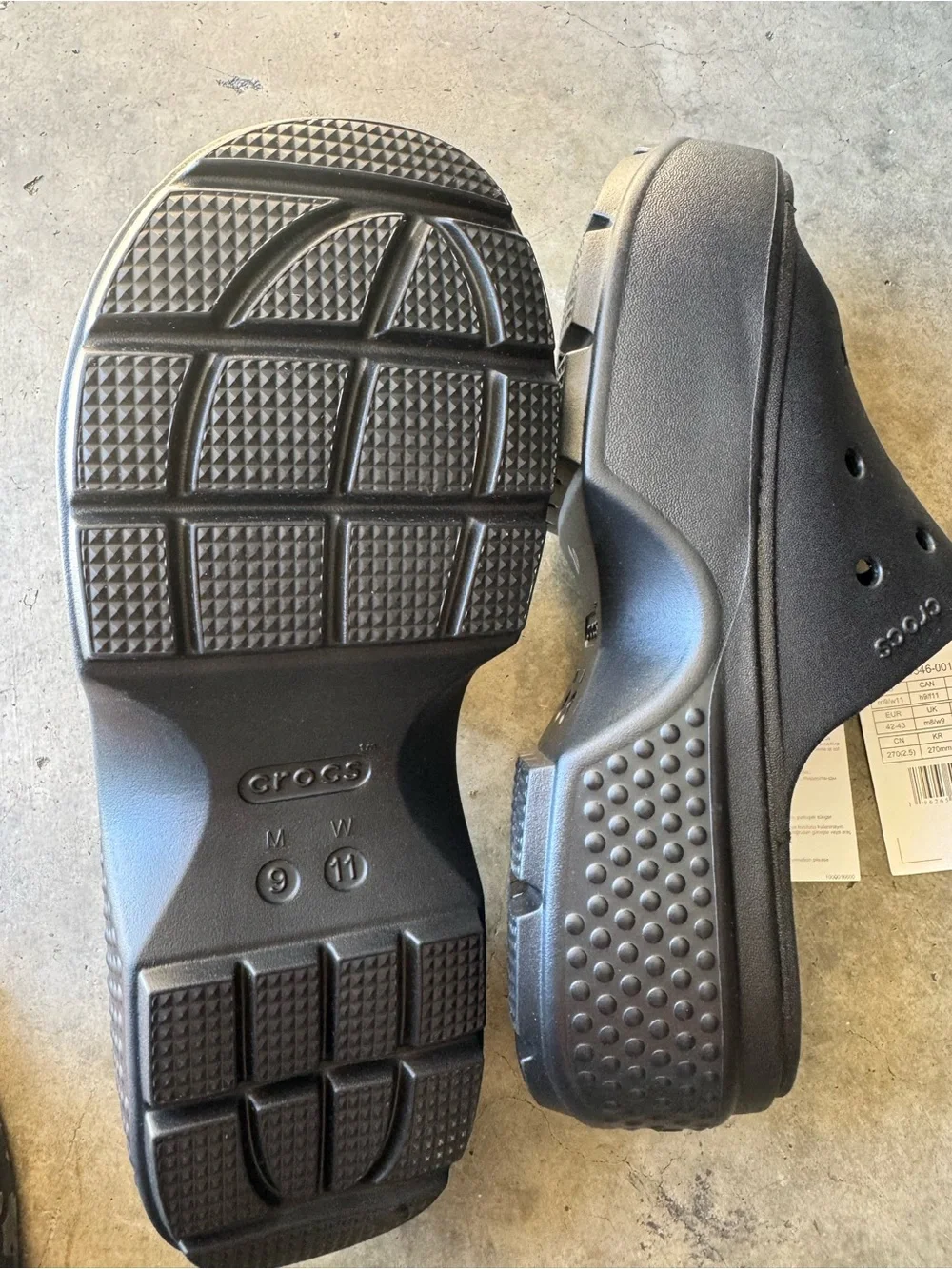 CROCS stomp slide